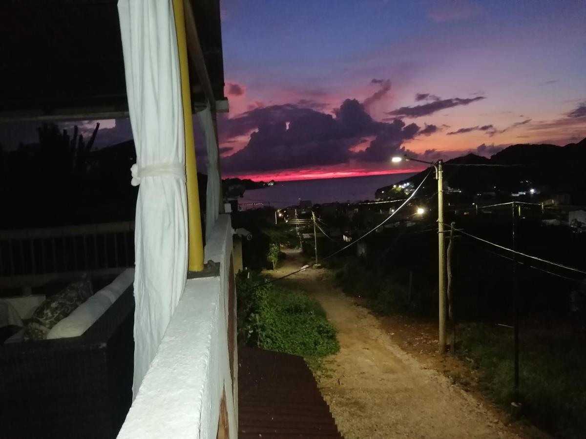 Casa Italia Guest House Taganga Exterior photo